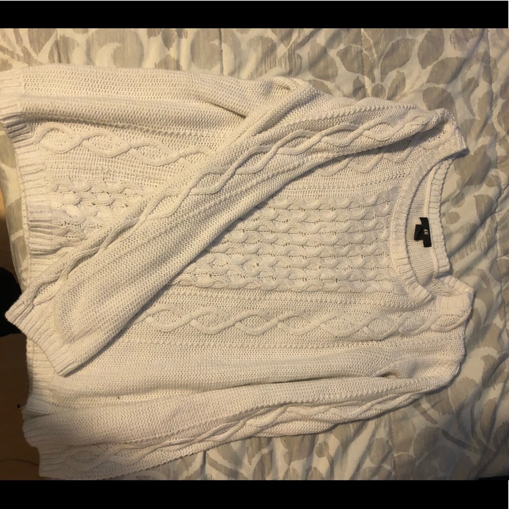 knit long sleeve sweater